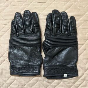 Preowned Medium Men's Easy Rider Black Leather Gloves padded palm STYLE #103